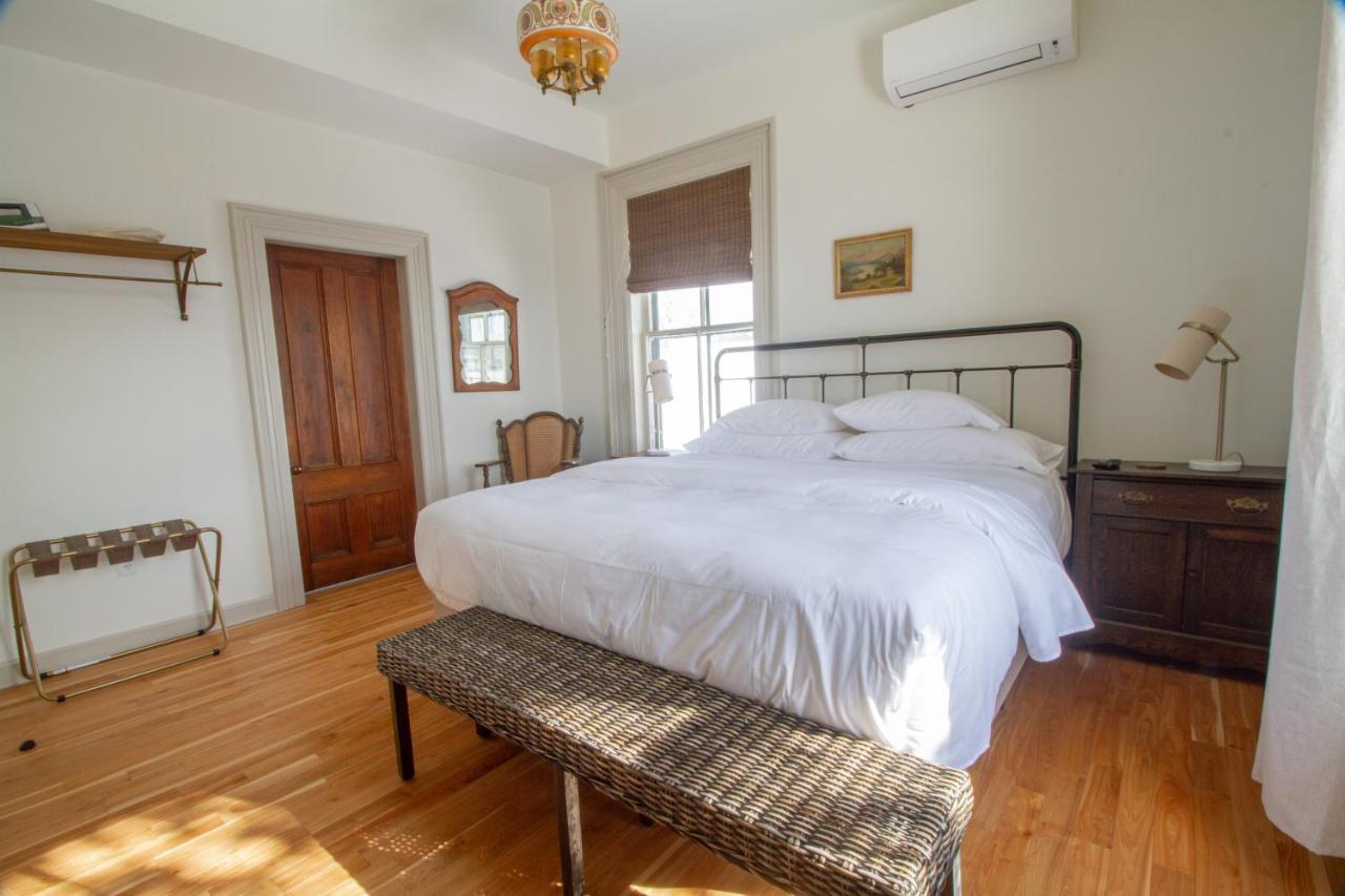 Pert House Hotel Potsdam Room photo